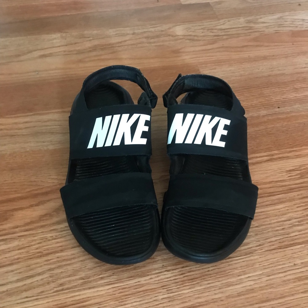 Women’s Nike Sandals